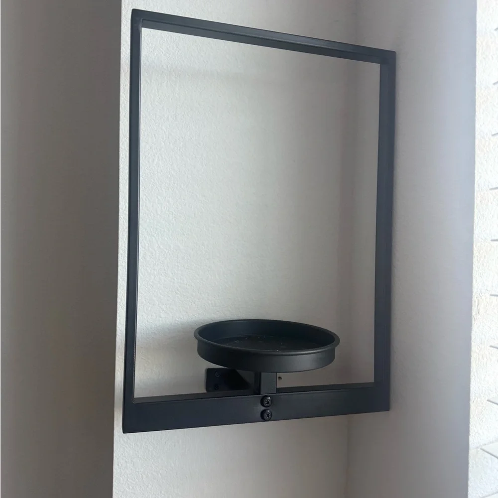 Black Frame Wall Hanger